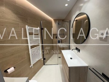 Foto 25 de Villa de nueva construcción en exclusiva urbanización con piscina Foto 25 de Villa de nueva construcción en exclusiva urbanización con piscina