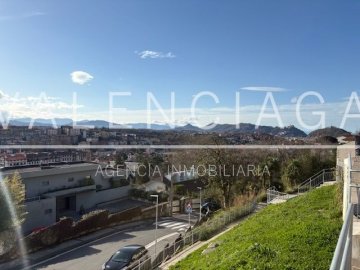Foto 35 de Villa de nueva construcción en exclusiva urbanización con piscina Foto 35 de Villa de nueva construcción en exclusiva urbanización con piscina