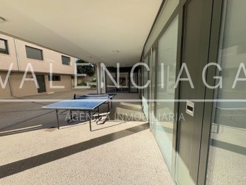 Foto 36 de Villa de nueva construcción en exclusiva urbanización con piscina Foto 36 de Villa de nueva construcción en exclusiva urbanización con piscina