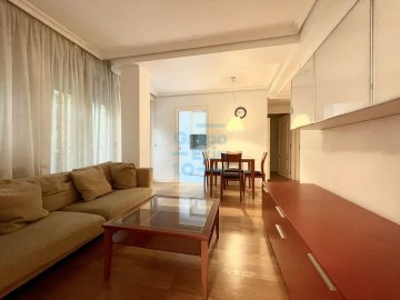 Foto 4 de Excelente piso en Gaiztarro, Paseo de Olmos