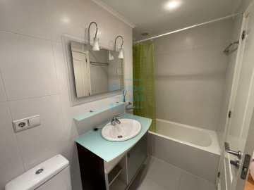 Foto 6 de Excelente piso en Gaiztarro, Paseo de Olmos