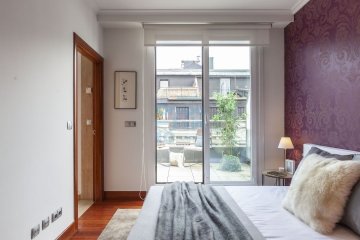 Foto 16 de Espectacular piso en venta exterior con terraza de 44 m2 en calle Moraza en el centro de San Sebastián.