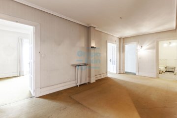 Foto 8 de Descubre una propiedad exclusiva situada en la mejor zona del barrio de Gros en Donostia-San Sebastián.