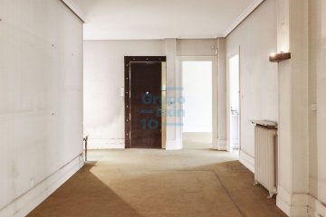 Foto 10 de Descubre una propiedad exclusiva situada en la mejor zona del barrio de Gros en Donostia-San Sebastián.
