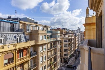 Foto 17 de Descubre una propiedad exclusiva situada en la mejor zona del barrio de Gros en Donostia-San Sebastián.
