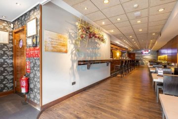 Foto 21 de Bar-Restaurante emblemático en el centro de Deba con posibilidad de negocio en venta y alquiler