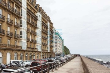 Foto 4 de Estupendo apartamento en el Paseo de Salamanca de San Sebastián