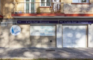 Foto 26 de Café-Bar de reconocida trayectoria, ubicado en el Barrio Bidebieta de San Sebastián