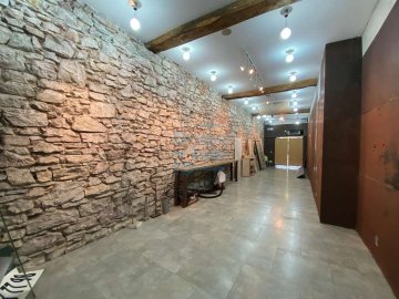 Foto 10 de Local muy comercial en venta en excelente ubicación en la Calle Miracruz a un paso del centro de San Sebastián