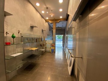 Foto 17 de Local muy comercial en venta en excelente ubicación en la Calle Miracruz a un paso del centro de San Sebastián