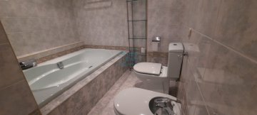 Foto 17 de Exclusiva vivienda en venta; dúplex en el Barrio del Puntal en Hondarribia, Gipuzkoa