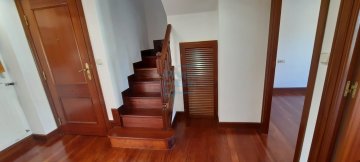 Foto 19 de Exclusiva vivienda en venta; dúplex en el Barrio del Puntal en Hondarribia, Gipuzkoa