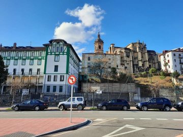 Foto 35 de Exclusiva vivienda en venta; dúplex en el Barrio del Puntal en Hondarribia, Gipuzkoa