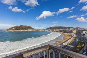 Foto 22 de Una propiedad única, irrepetible, estratégicamente ubicada ante la Bahía de la Concha, situada en una de las más selectas zonas de San Sebastián.