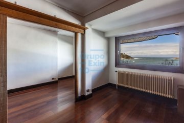 Foto 31 de Una propiedad única, irrepetible, estratégicamente ubicada ante la Bahía de la Concha, situada en una de las más selectas zonas de San Sebastián.