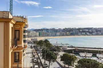 Foto 2 de Maravilloso ático a la venta con vistas al mar, en San Sebastián