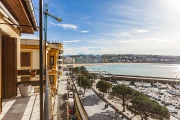 Foto 23 de Maravilloso ático a la venta con vistas al mar, en San Sebastián