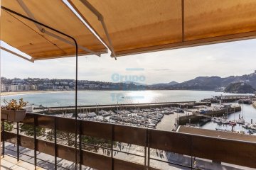 Foto 26 de Maravilloso ático a la venta con vistas al mar, en San Sebastián