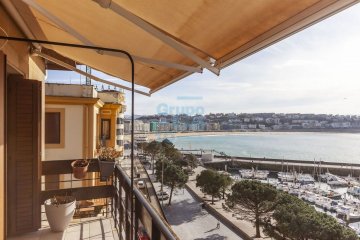 Foto 30 de Maravilloso ático a la venta con vistas al mar, en San Sebastián