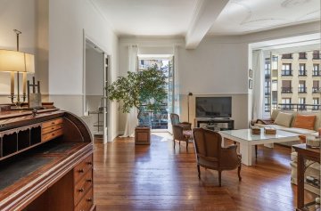 Foto 9 de Magnífica propiedad en venta ubicada en un edificio señorial, situada en una de las zonas más elegantes del céntrico barrio de Gros. San Sebastián.