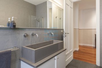 Foto 25 de Magnífica propiedad en venta ubicada en un edificio señorial, situada en una de las zonas más elegantes del céntrico barrio de Gros. San Sebastián.