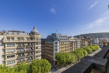Foto 9 de Magnífica vivienda en venta en pleno corazón de San Sebastián