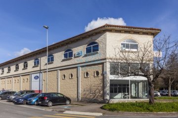 Foto 3 de Venta de Nave Industrial en Usurbil: Oportunidad Única