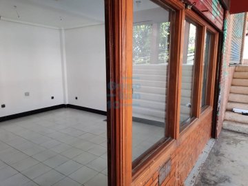Foto 24 de Oportunidad única en Intxaurrondo! Local a la venta por solo 48.000 €