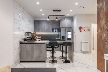 Foto 10 de Vivienda en venta situada en pleno centro de Donostia-San Sebastián. Recientemente reformada. Foto 10 de Vivienda en venta situada en pleno centro de Donostia-San Sebastián. Recientemente reformada.