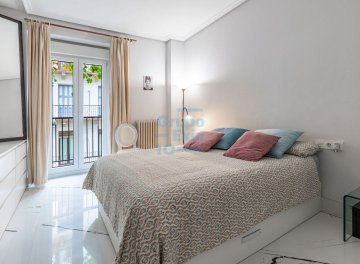Foto 13 de Vivienda en venta situada en pleno centro de Donostia-San Sebastián. Recientemente reformada. Foto 13 de Vivienda en venta situada en pleno centro de Donostia-San Sebastián. Recientemente reformada.
