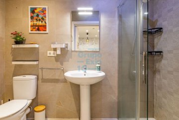 Foto 16 de Vivienda en venta situada en pleno centro de Donostia-San Sebastián. Recientemente reformada. Foto 16 de Vivienda en venta situada en pleno centro de Donostia-San Sebastián. Recientemente reformada.