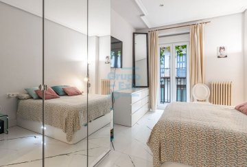 Foto 18 de Vivienda en venta situada en pleno centro de Donostia-San Sebastián. Recientemente reformada. Foto 18 de Vivienda en venta situada en pleno centro de Donostia-San Sebastián. Recientemente reformada.