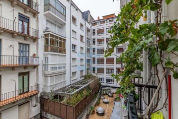 Foto 20 de Vivienda en venta situada en pleno centro de Donostia-San Sebastián. Recientemente reformada. Foto 20 de Vivienda en venta situada en pleno centro de Donostia-San Sebastián. Recientemente reformada.