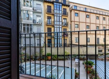 Foto 17 de Vivienda en venta cerca de La Concha, en el corazón de la zona romántica de San Sebastián.