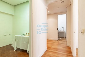 Foto 21 de Vivienda en venta cerca de La Concha, en el corazón de la zona romántica de San Sebastián.