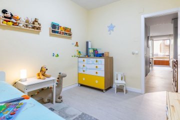Foto 12 de Vivir cerca de la playa de la Zurriola, en en un piso totalmente reformado y disponibilidad de garaje