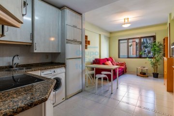 Foto 12 de Acogedora vivienda situada en el Barrio de Altza, con excelentes comunicaciones con el centro de Donostia-San Sebastián.