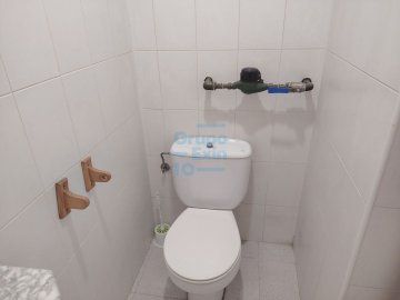 Foto 11 de Local en venta o alquiler, ideal para actividades comerciales o semi comerciales. en el Barrio del Antiguo en Donostia-San Sebastián
