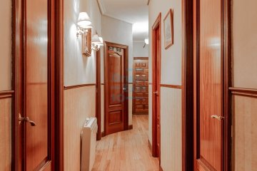 Foto 9 de Interesante vivienda en venta en Duque de Mandas, San Sebastián.