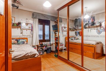 Foto 15 de Interesante vivienda en venta en Duque de Mandas, San Sebastián.
