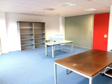 Foto 10 de Oficina exclusiva en venta el Polígono de Igara en Donostia-San Sebastián Foto 10 de Oficina exclusiva en venta el Polígono de Igara en Donostia-San Sebastián