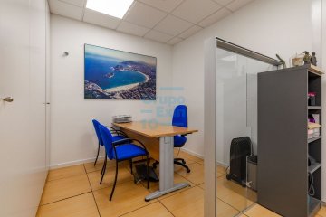 Foto 15 de En venta, oficina en rentabilidad, luminosa y perfectamente ubicada oficina en Polígono Industrial Igara, San Sebastián Foto 15 de En venta, oficina en rentabilidad, luminosa y perfectamente ubicada oficina en Polígono Industrial Igara, San Sebastián