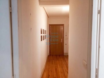 Foto 19 de Piso en venta a reformar en pleno corazón de la Parte Vieja de Donostia-San Sebastián