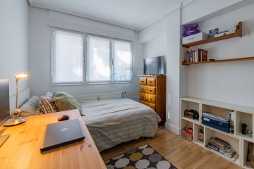 Foto 24 de Magnífica y luminosa vivienda con terraza a la venta, en San Sebastián