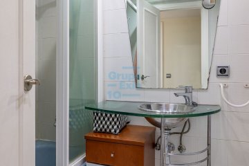 Foto 26 de Magnífica y luminosa vivienda con terraza a la venta, en San Sebastián