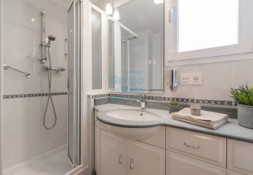 Foto 19 de Interesante piso en venta, totalmente exterior, ubicado en San Sebastián Foto 19 de Interesante piso en venta, totalmente exterior, ubicado en San Sebastián