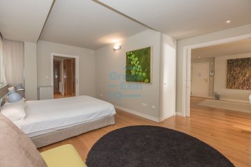 Foto 18 de Excepcional piso dúplex con vistas panorámicas a la Bahía de la Concha en Donostia-San Sebastián Foto 18 de Excepcional piso dúplex con vistas panorámicas a la Bahía de la Concha en Donostia-San Sebastián