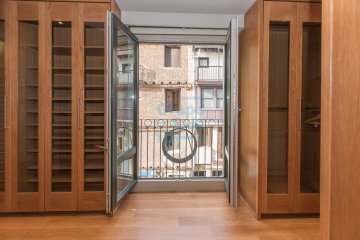 Foto 21 de Excepcional piso dúplex con vistas panorámicas a la Bahía de la Concha en Donostia-San Sebastián Foto 21 de Excepcional piso dúplex con vistas panorámicas a la Bahía de la Concha en Donostia-San Sebastián