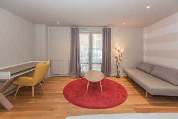 Foto 35 de Excepcional piso dúplex con vistas panorámicas a la Bahía de la Concha en Donostia-San Sebastián Foto 35 de Excepcional piso dúplex con vistas panorámicas a la Bahía de la Concha en Donostia-San Sebastián