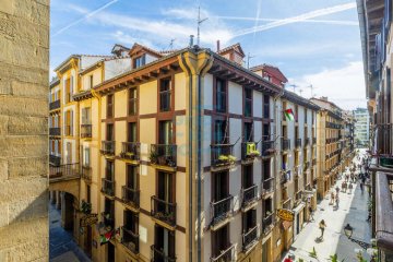Foto 8 de Acogedor piso a la venta en la Parte Vieja, en San Sebastián Foto 8 de Acogedor piso a la venta en la Parte Vieja, en San Sebastián